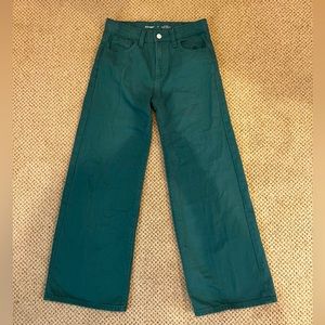 Girl’s Old Navy Denim. Size 14. Green.